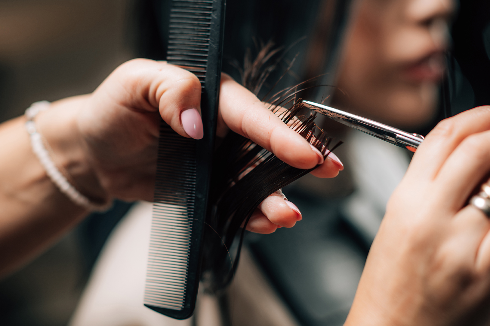 A New Law Requires All Cosmetology Students in New York State Learn to  Style Textured Hair