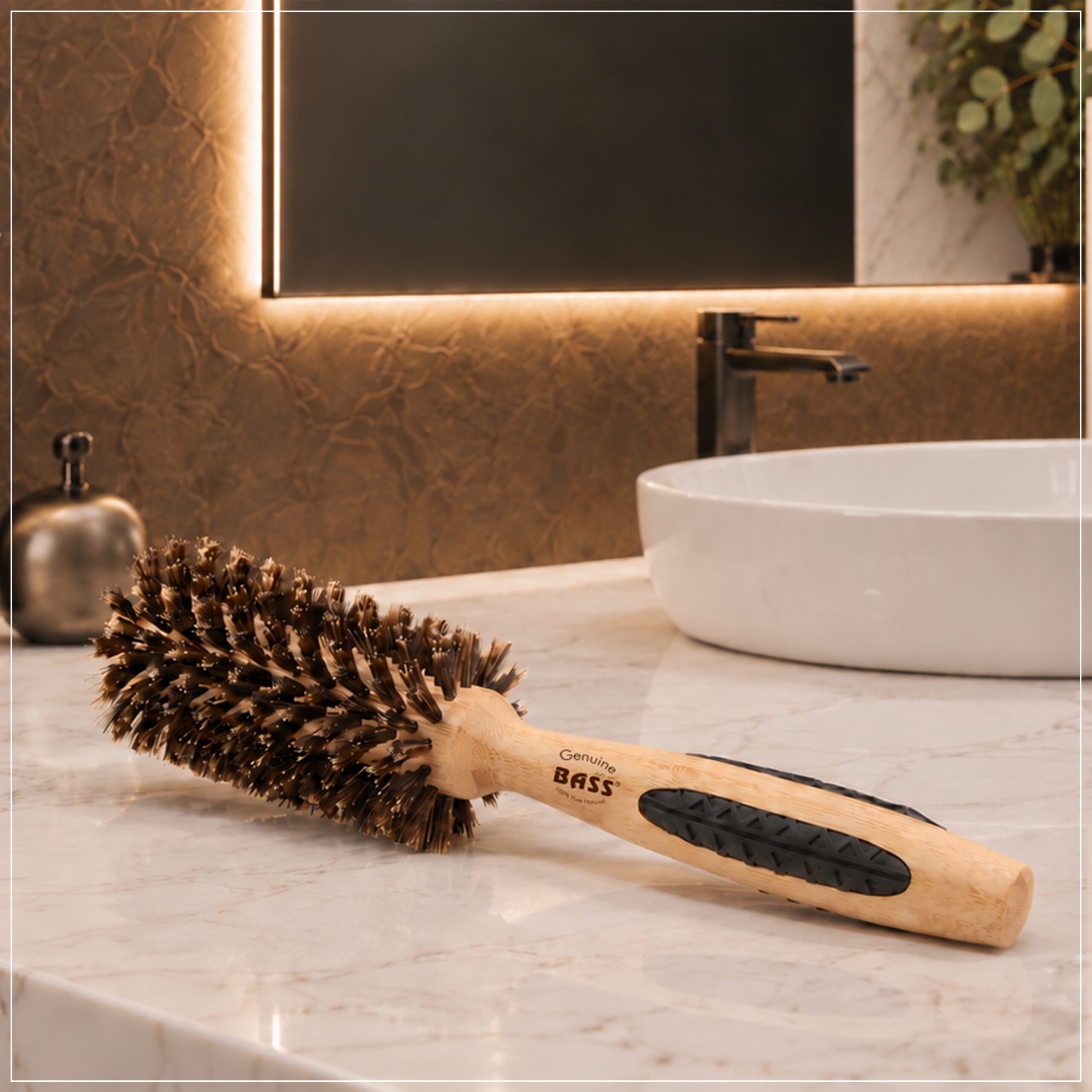 Image of a round brush